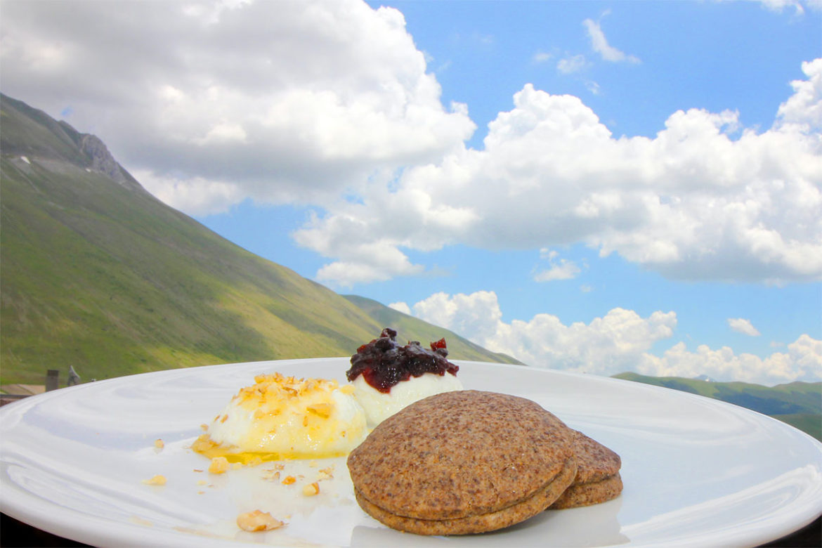 Ricotta canapa Castelluccio di Norcia